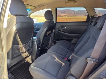 Kia Carens 1.7 CRDi - 7