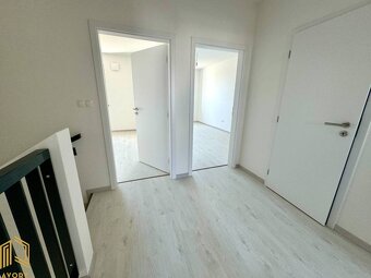 5 - IZB. NOVOSTAVBA "NA KĽÚČ" PRI LESE, BOR. MIKULÁŠ - 7