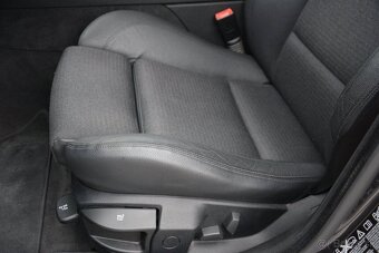 BMW rad 5 2.0 xDrive 525 SR Top STav - 7