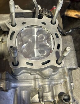Honda CRF 250r 2008 - 7