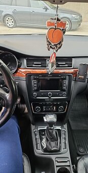 Škoda Superb 2.0 dsg - 7