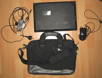 LENOVO V310 15IKB CPU i5 (display 15,6") - 7