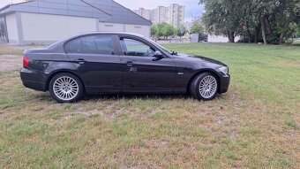 BMW e90 318 d - 7