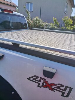 Predám Ford ranger 2.2 - 7