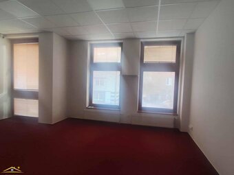 Prenájom kancelárskych priestorov – centrum Čadca, 150 m² (3 - 7