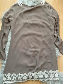 Dámska blúzka s čipkou - 7