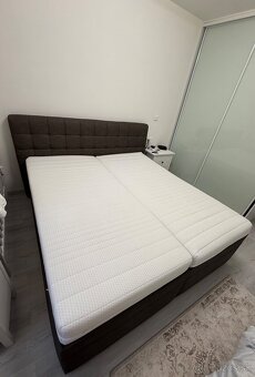 Manželská posteľ - 7