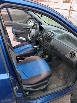 Fiat Punto 1.2 - 7