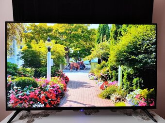 Predám Smart LED TV TESLA 43" TSL-TV-T2KYD43 4K UHD s Wi-Fi - 7