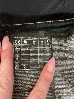 Plávacia vesta pre deti - 7