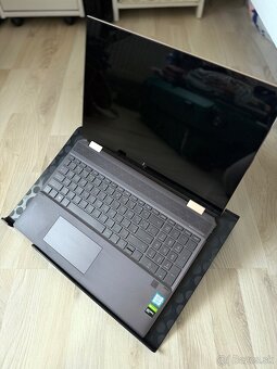HP Spectre x360 15 – Rose Gold (dotykový 4K displej) – Perfe - 7