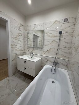 Kompletná nová prerábka.  2.izb.byt ,ZH - 7