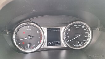 Suzuki Vitara 1.6 - 7