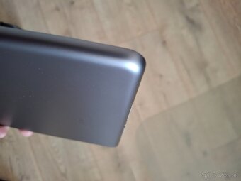iPad 7 32GB TOP STAV - 7