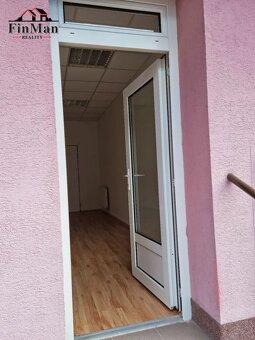 Obchodný priestor na predaj v Senci - 7