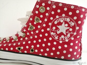CONVERSE bodkované - 7