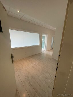 Kancelárske priestory, LIVING CENTRUM Žilina - VEŽA, D1 - 7