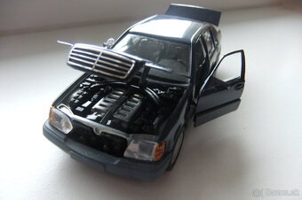 Predam auticka Mercedes Benz v mierke 1:43 - 7