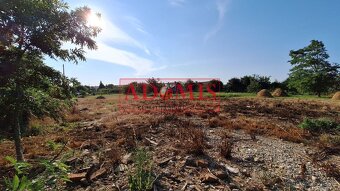 ADOMIS - predáme stavebný pozemok na rodinné domy 2212m2 Mi - 7