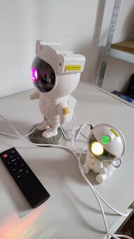 Projektor nočnej oblohy pre deti do izby 2 za 1 - 7