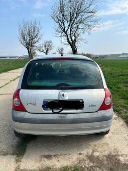 Renault Clio2,1,2 16V - 7