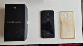 Huawei Mate 20 Lite - jemná puklina - 7