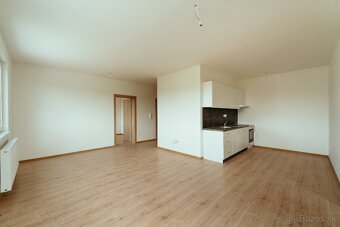 Novostavba, projekt "ZA ŠKOLOU" Smolinské - 7