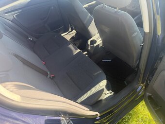 Volkswagen Golf MK5 1.4 Comfortline - 7