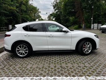 Alfa Romeo Stelvio 2018 - 7