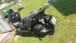 Honda ADV 350 - 7