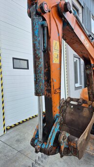 Na predaj: Hitachi EX20U – Minibager s mimoosovým kopaním - 7