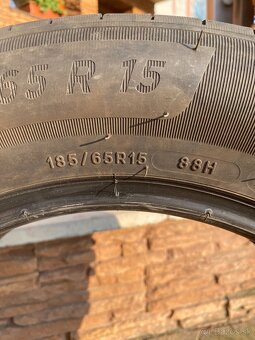 Predám 185/65 R15 letná a zimná sada - 7