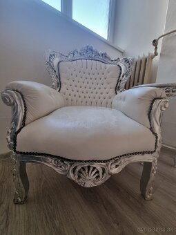 Veľké kreslo a stolík v barokovom štýle - 7