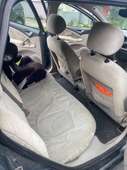 Predám Citroen C5 2.2 HDI - 7