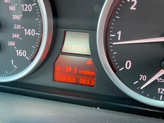 ROZPREDÁM BMW E63 645ci 2004 - 7
