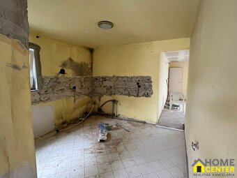 NA PREDAJ rodinný dom s veľkým potenciálom v tichej lokalite - 7