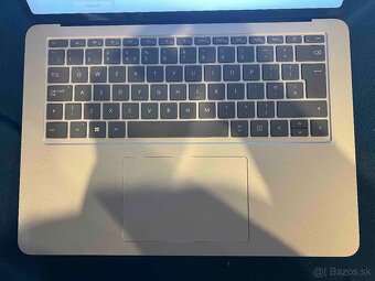 Microsoft Surface Laptop Studio – i5 / 16 GB RAM / 256 - 7