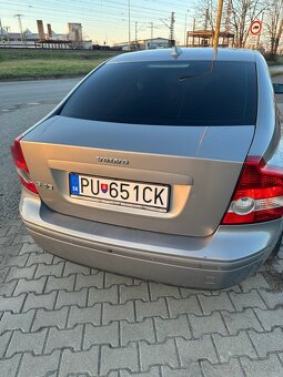 Volvo s40 2.0 diesel 100kw 2005 šedá metalíza - 7