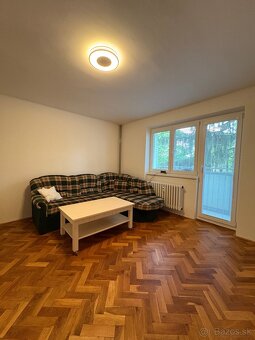 Prenájom1-izboveho bytu v Trnave pri Centre mesta - 7