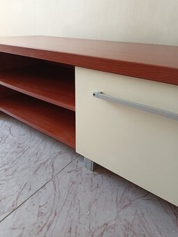 Tv skrinka - 7