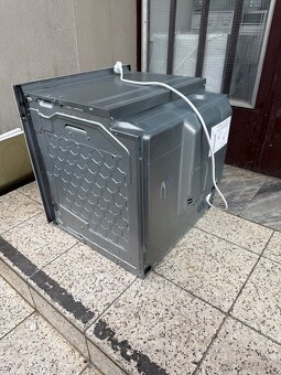 Predám vstávajú rúru Bosch - 7