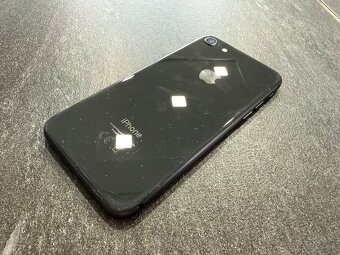 Apple iPhone 8 64 GB Space Gray - 7