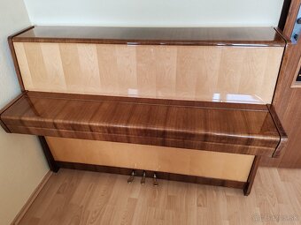 Petrof piano - 7