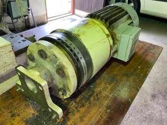 Elektrický zverák 380v - 7