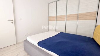 MODERNÝ 2i, SLNEČNICE, BALKÓN, PARKING, Zuzany Chalupovej,Pe - 7