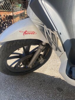 Predám skuter 125 trevis - 7