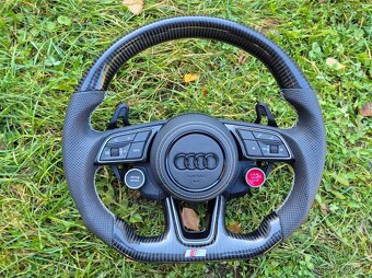 -AUDI R8 VOLANT SPORTOVY START/STOP - DRIVE SELECT - 7
