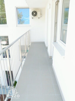 Moderný office - samostatné poschodie 112 m2 - 7