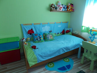 Predáme set - závesy, vreckár na stenu a prehoz na postel - 7