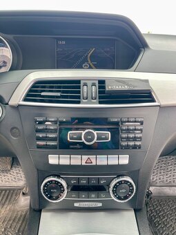 Mercedes C220 - 7